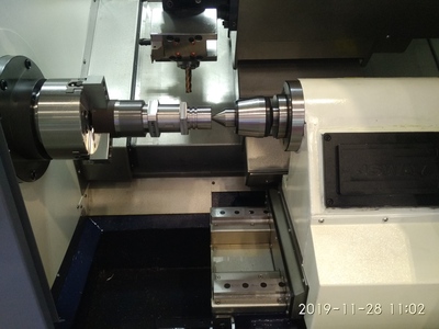 12工位动力刀塔车铣复合数控车床